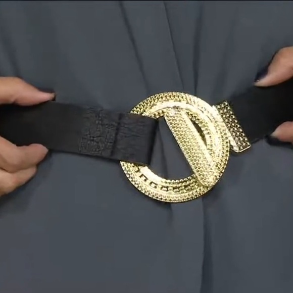 Susan Graver Gold Textured Toggle Belt - Picture 4 of 8